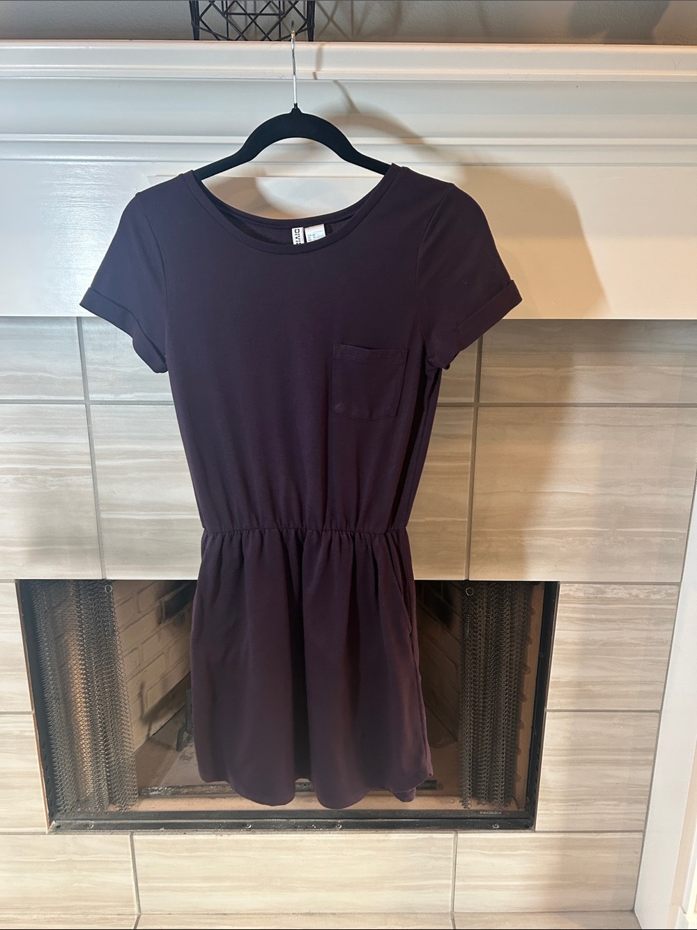 Divided H&M Short Sleeve Mini Dress in Plum